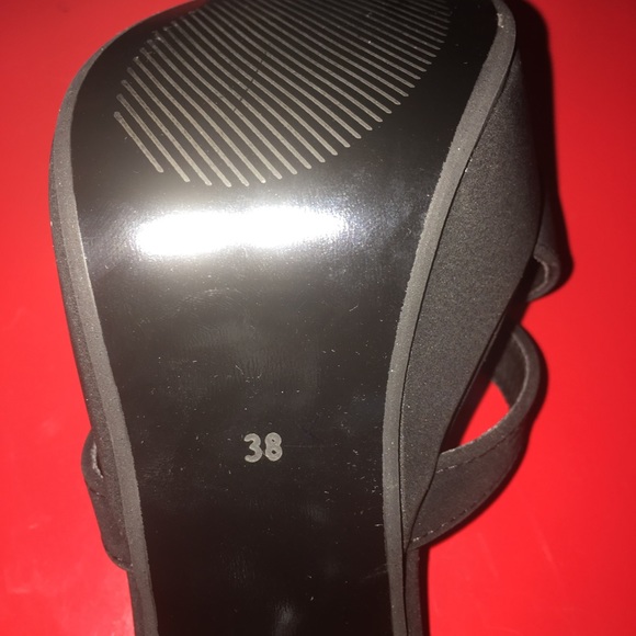 High Heels Shoes - Picture 5 of 5